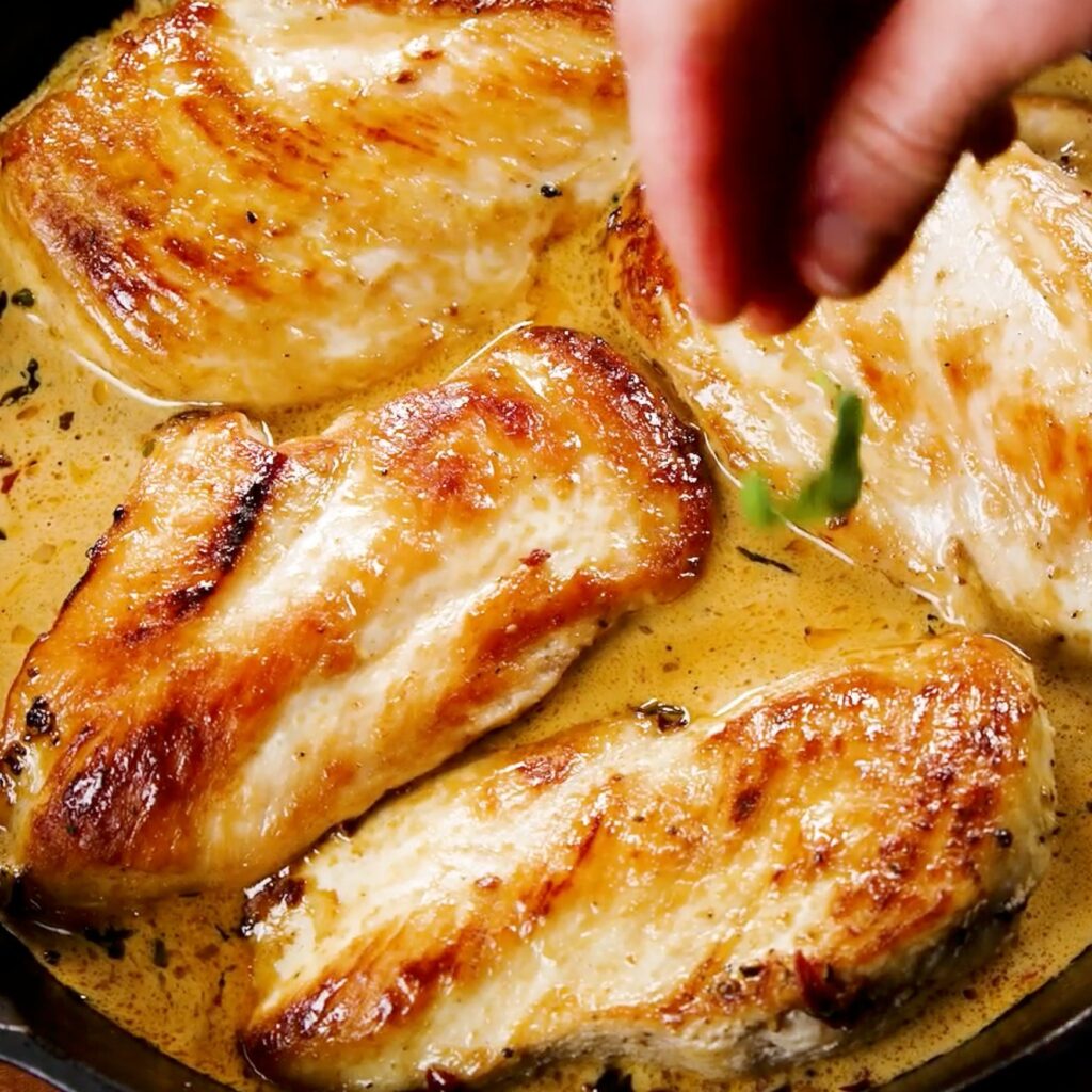 #Skillet Sicilian #Chicken: A Flavorful One-Pan #Meal